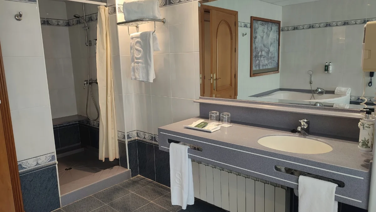 Foto - Hotel Sercotel Cuatro Postes