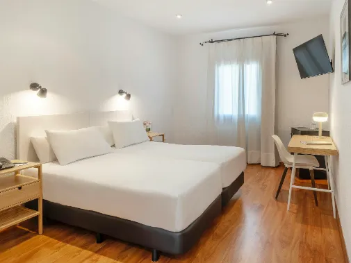 Habitaciones/Double Room