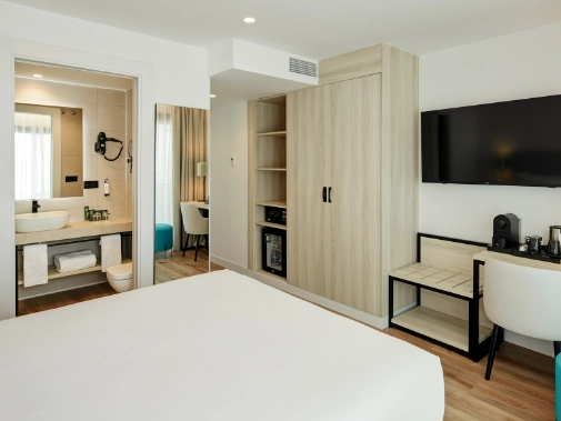 Habitaciones/Superior Single Room Lateral Sea View with Terrace