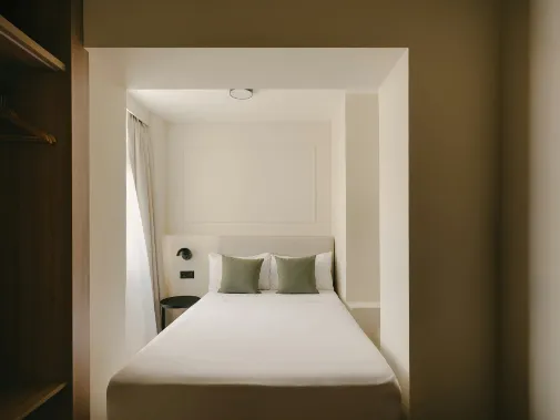 Habitaciones/Basic Single Room
