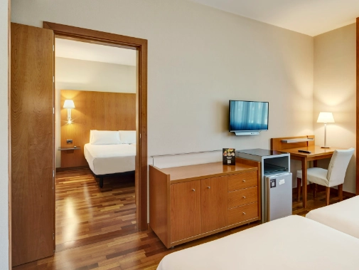 Habitaciones/Family Room