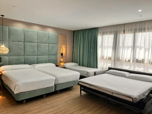 Habitaciones/Family Room