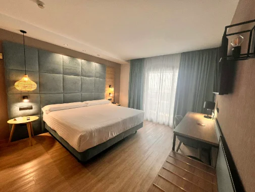 Habitaciones/Superior Room