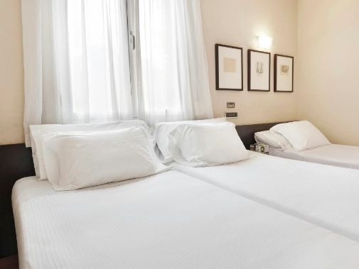 Habitaciones/Triple Room