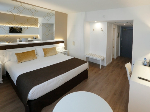 Habitaciones/Classic Double Room