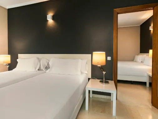 Habitaciones/Apartamento Familiar