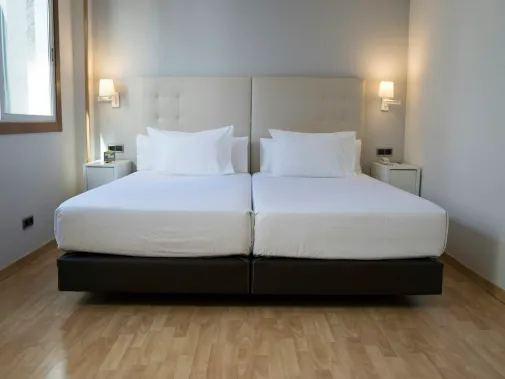 Habitaciones/Family Room