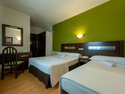 Habitaciones/Doble Habitaciones/Doble