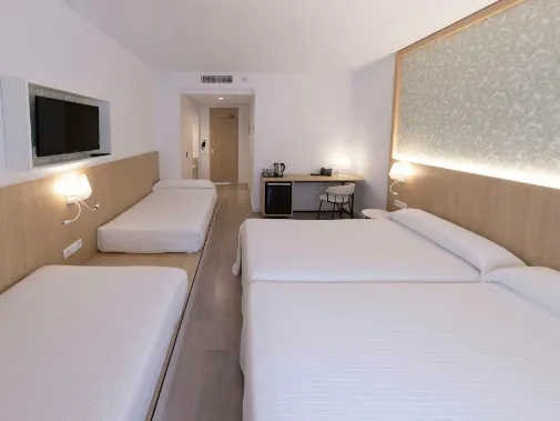 Habitaciones/Family Room