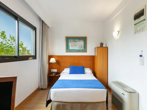 Habitaciones/Classic Single Room Habitaciones/Classic Single Room