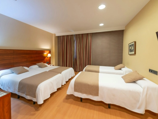 Habitaciones/Cuadruple Room