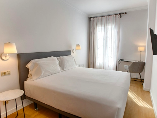 Habitaciones/Superior Double City View