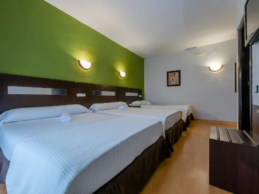 Habitaciones/Familiar Habitaciones/Familiar
