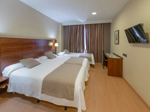 Habitaciones/Triple Room