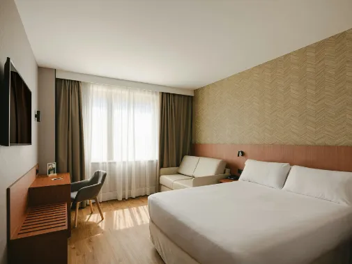 Habitaciones/Clásica Triple con cama doble Habitaciones/Clásica Triple con cama doble