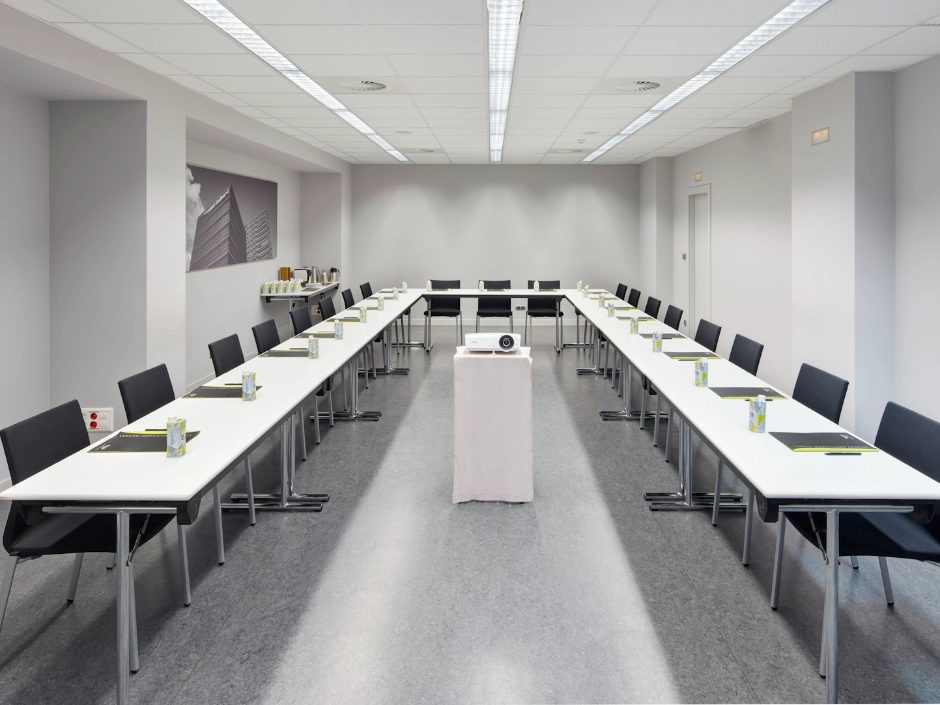 Salas/Salón Boulevard