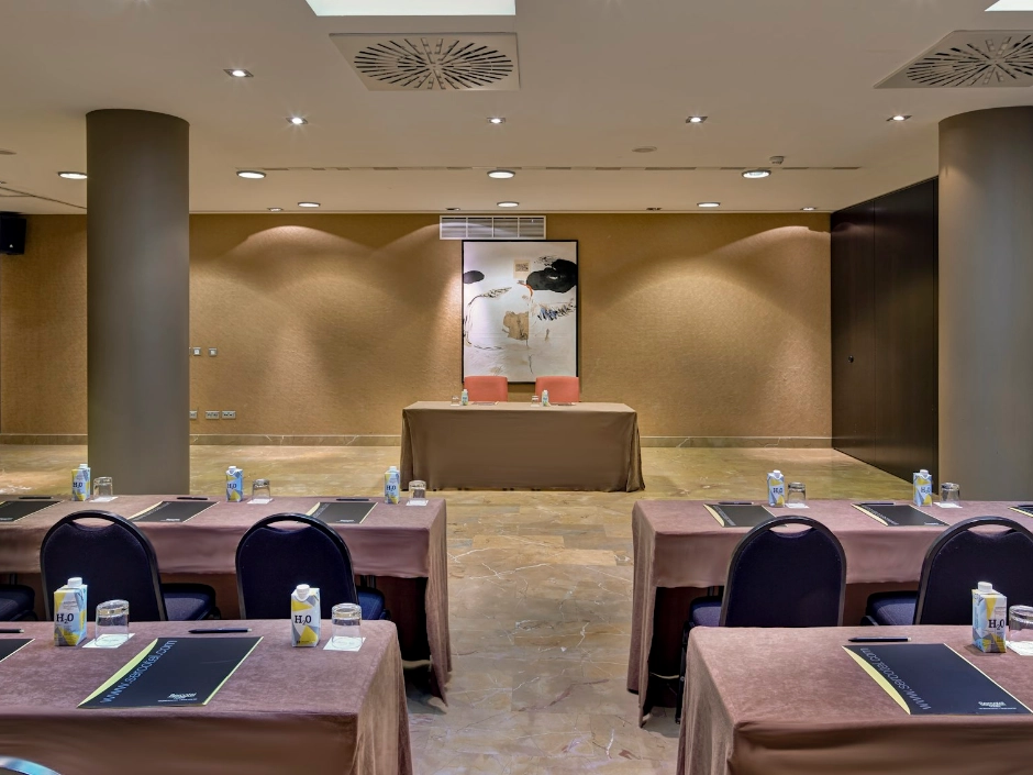 Salas/Salón Tentenecio