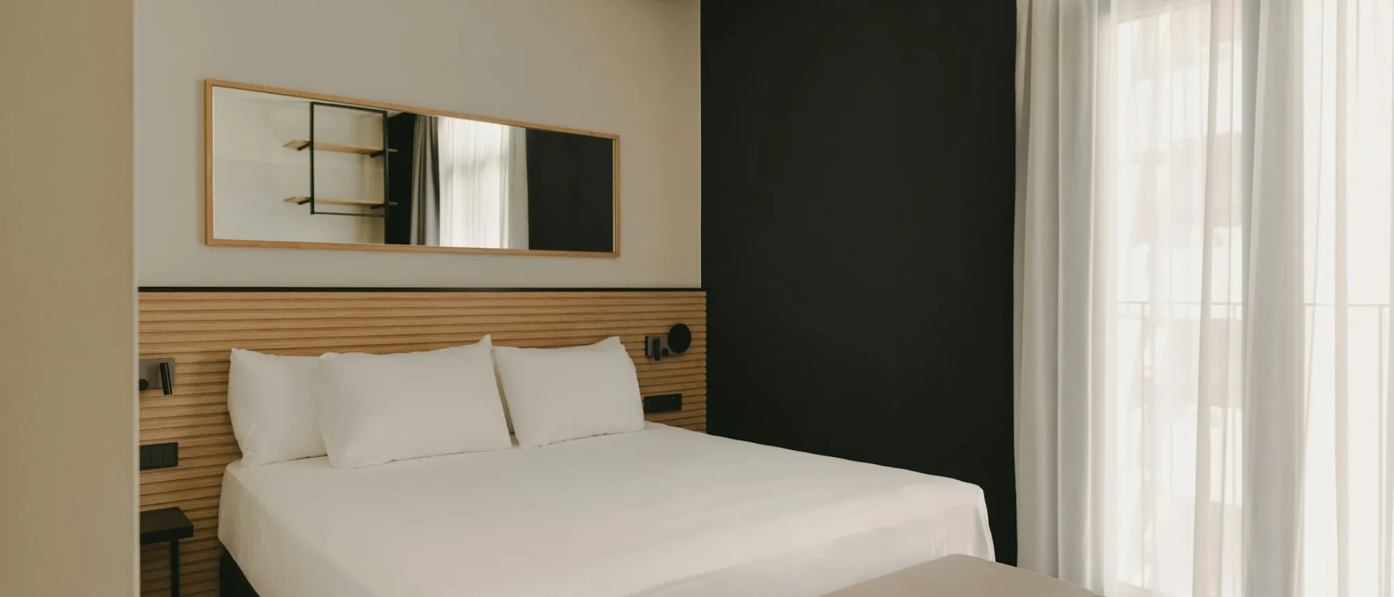 Habitaciones/Double room Habitaciones/Double room